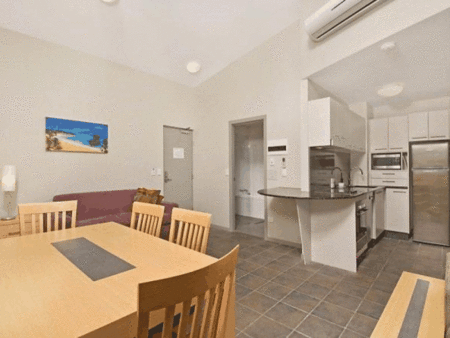 Lennox Point Holiday Apartments - Accommodation Tasmania 3