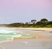 Waterside Cabins at Woolgoolga - Accommodation Tasmania