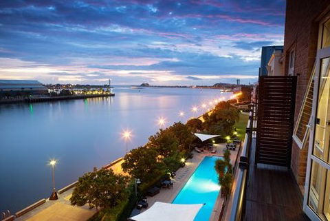 Crowne Plaza Newcastle - Accommodation Tasmania 0