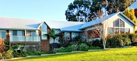 Chimes Spa Retreat - Accommodation Tasmania 0