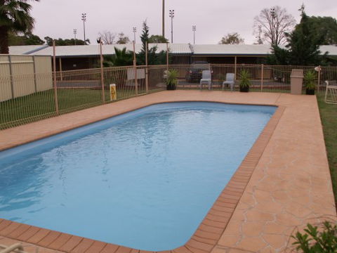 Parkview Motor Inn - Accommodation Tasmania 1