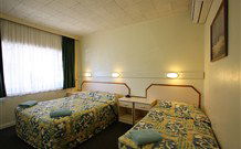 Wattle Tree Motel - Cootamundra - Accommodation Tasmania 1