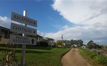 Wagga Wagga Country Cottages - - Accommodation Tasmania 1