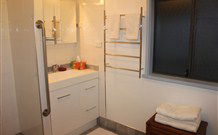 Cockatoo Cottage Pooncarie - Accommodation Tasmania 3