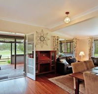Woollamia Farm Cottage Accommodation - Accommodation Tasmania