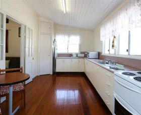 Holiday House At Cook Street Townsville - Accommodation Tasmania 1