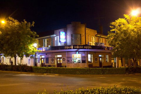 Courthouse Hotel Boorowa - Accommodation Tasmania 1