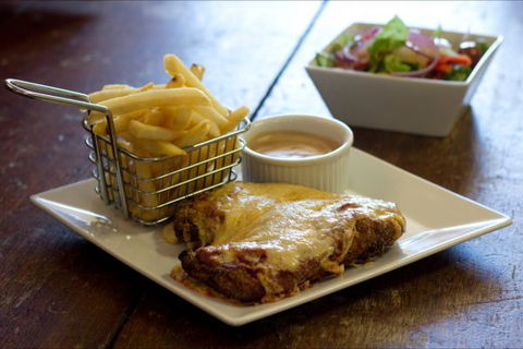 Courthouse Hotel Boorowa - Accommodation Tasmania 9