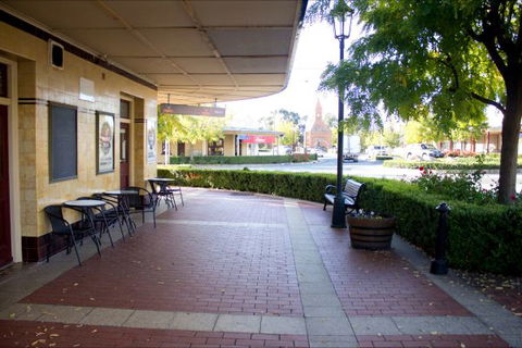Courthouse Hotel Boorowa - Accommodation Tasmania 10