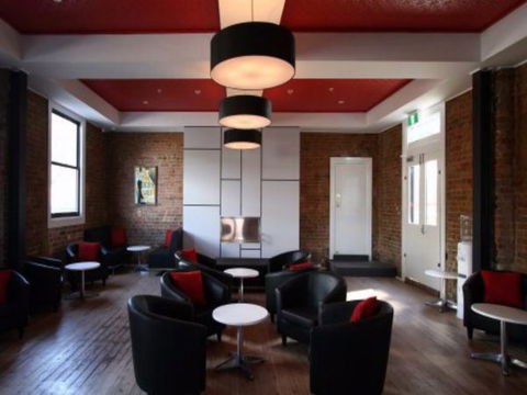 Cow And Calf Hotel - Accommodation Tasmania 2