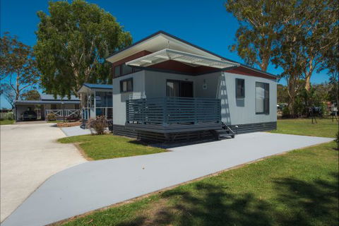 Colonial Holiday Park And Leisure Village - Accommodation Tasmania 4