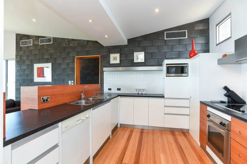 The Observatory - Accommodation Tasmania 3