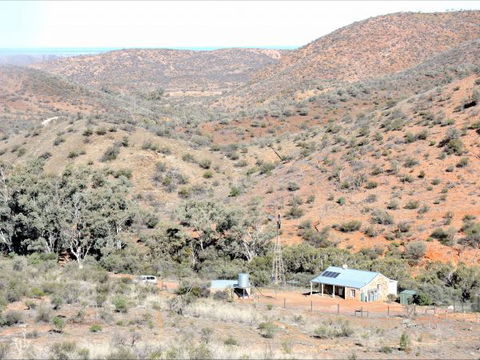 Nudlamutana Hut - Accommodation Tasmania 3