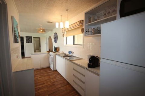 LJ Hooker Goolwa Holiday Rentals - 42 Underwood Avenue, Goolwa Beach - Accommodation Tasmania 11