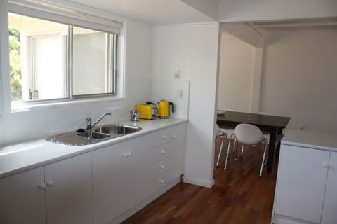 LJ Hooker Goolwa Holiday Rentals - 42 Underwood Avenue, Goolwa Beach - Accommodation Tasmania 13
