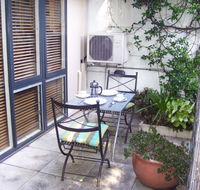 Garden Studio Unit - Accommodation Tasmania
