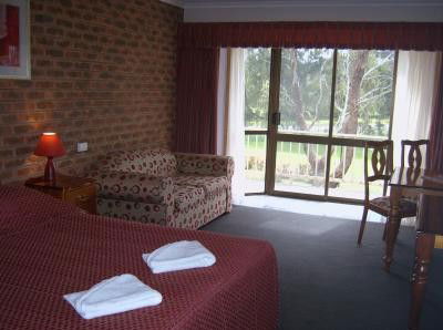 Hume Country Motor Inn - Accommodation Tasmania 3