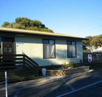 Lake Albert Caravan Park - Accommodation Tasmania