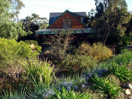 The Stumps B&B - Accommodation Tasmania 0