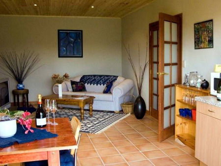 The Stumps B&B - Accommodation Tasmania 1