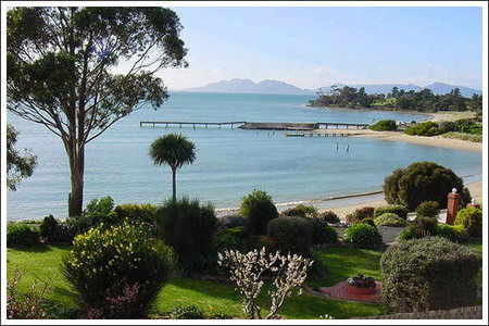 Amos House  & Swansea  Villas - Accommodation Tasmania 0