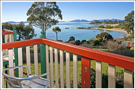 Amos House  & Swansea  Villas - Accommodation Tasmania 4