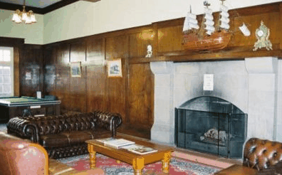 Newcastle Beach YHA - Accommodation Tasmania 1