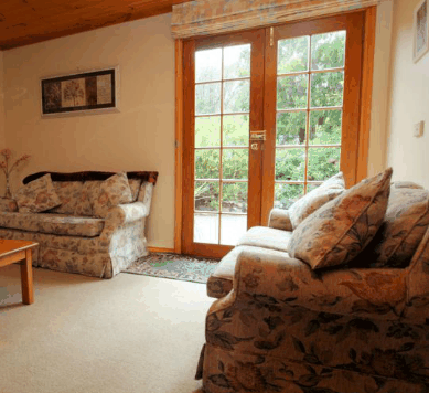 Otago Cottage - Accommodation Tasmania 2
