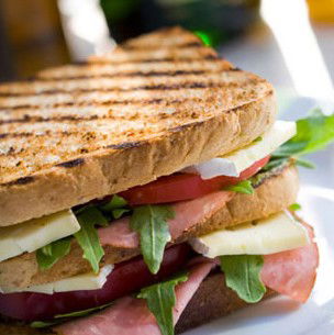 Vale Hotel - Accommodation Tasmania 2