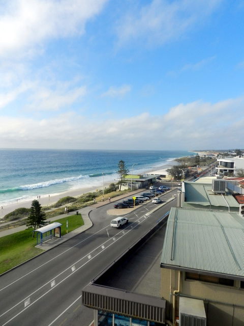 Ocean Beach Hotel - Accommodation Tasmania 2