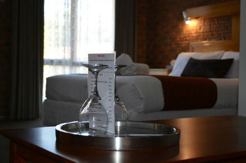 Advance Motel - Accommodation Tasmania 1