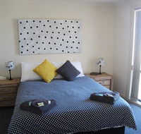 Cliff House Beachfront Villas - Accommodation Tasmania