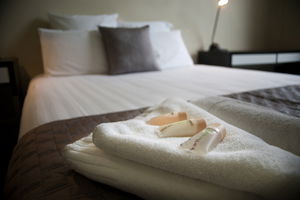 The Grand Hotel - Accommodation Tasmania 1