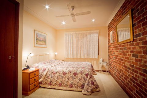Camden Hillview - Accommodation Tasmania 2