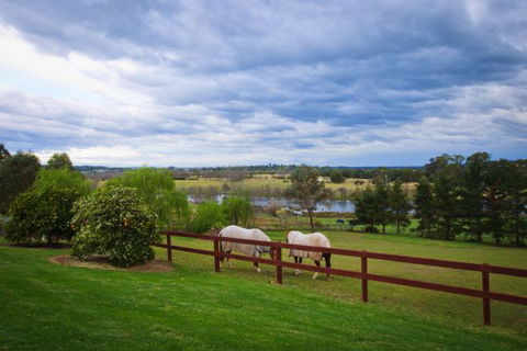 Camden Hillview - Accommodation Tasmania 7