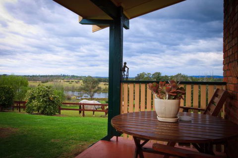 Camden Hillview - Accommodation Tasmania 8