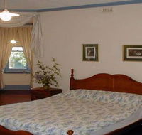 Warwick House - Accommodation Tasmania