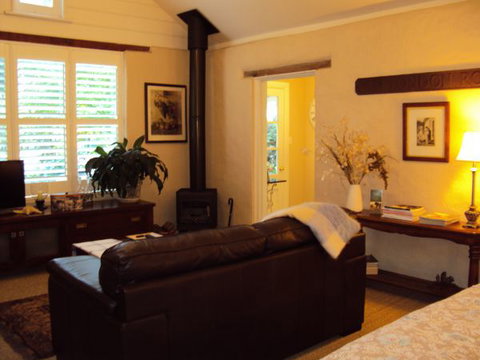 Harcourt Elms Bed And Breakfast - Accommodation Tasmania 2