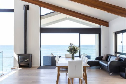 Alexandria House - Accommodation Tasmania 0
