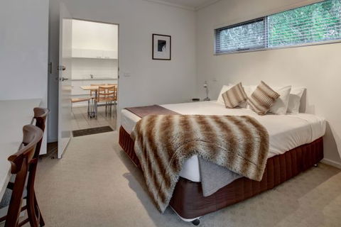 Ashmont Motor Inn And Apartments - Accommodation Tasmania 6