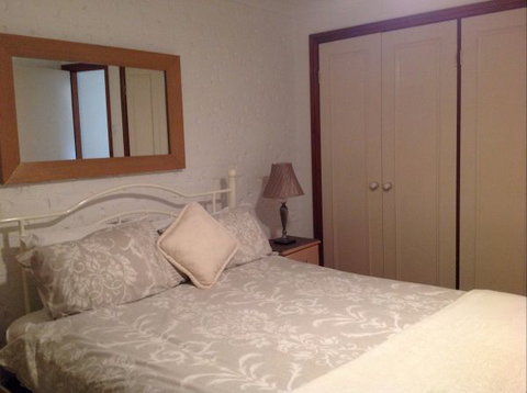 Kimber's Apartments On Gurwood - Accommodation Tasmania 2