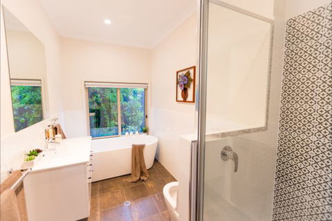 La Flotte - Accommodation Tasmania 6