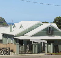 Merewether Beach House B and B - Accommodation Tasmania