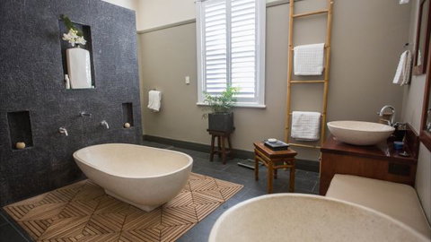 Merewether Beach House B And B - Accommodation Tasmania 2