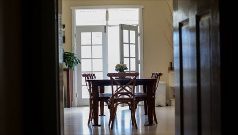 Merewether Beach House B And B - Accommodation Tasmania 3