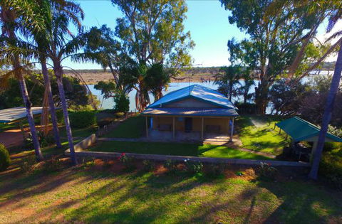 Mundic Waterfront Cottages - Accommodation Tasmania 2