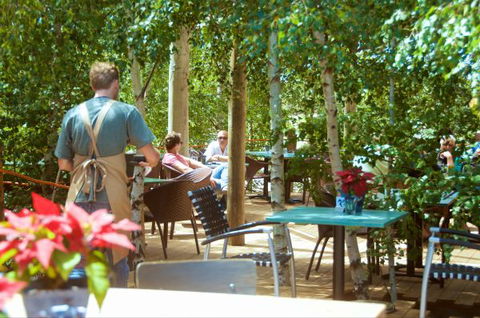 Oakdene Vineyards Guesthouse - Accommodation Tasmania 5