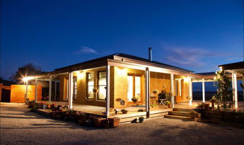 Sanctuary@Waratah - Accommodation Tasmania 0