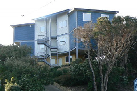 Sandy Point Beach Escape - Accommodation Tasmania 0