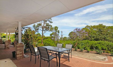 The Good Life B And B - Accommodation Tasmania 0